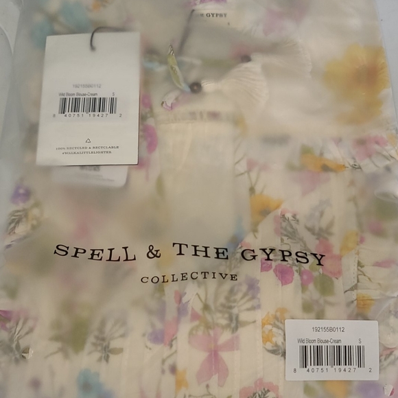 New spell designs wild bloom blouse cream S floral - Picture 9 of 9